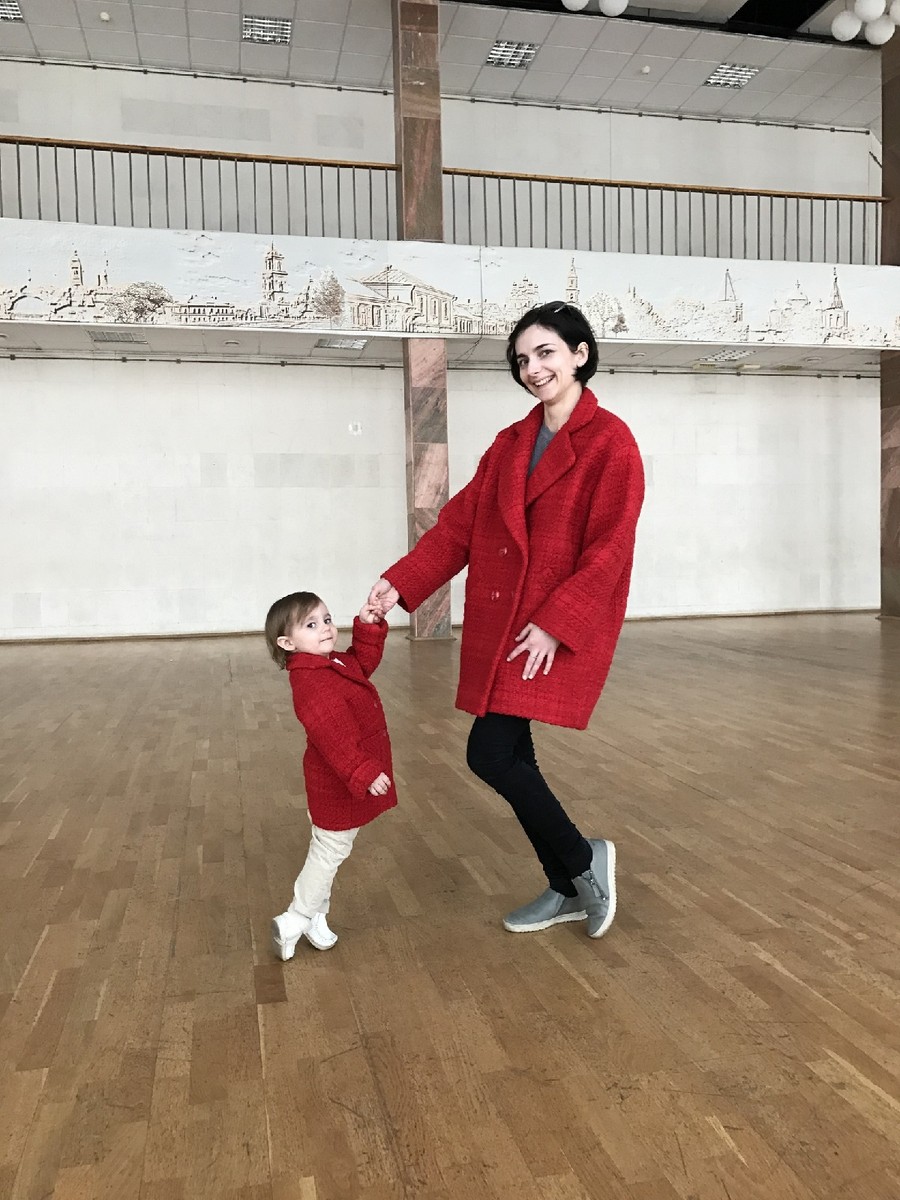 Как оказалось, в нашем городе живут женщины, которые выбрали Family look элементом для собственной реализации, творчества и даже бизнеса. Мы с удовольствием поговорили с ними об этом.