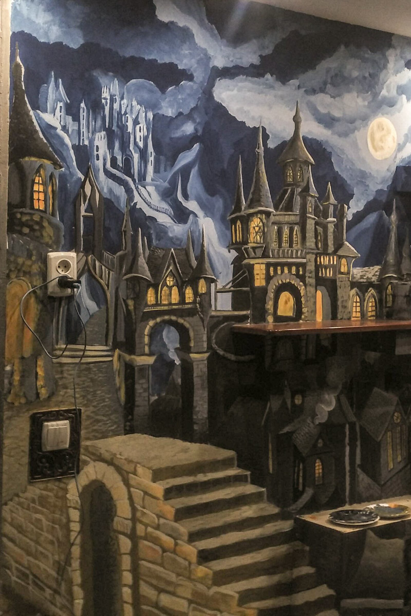 Владимирские художники Артем Рубцов, Полина Рузанова и Дмитрий Якутин рассказали о своих работах, творческом процессе и о том, что их вдохновляет