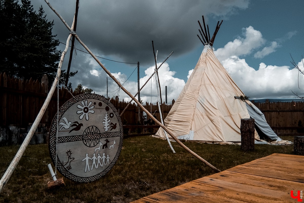 Во Владимире прошел 20-й праздник Сабантуй. В нем приняли участие татары и башкиры. Они устроили национальные забавы и угостили владимирцев необычными блюдами