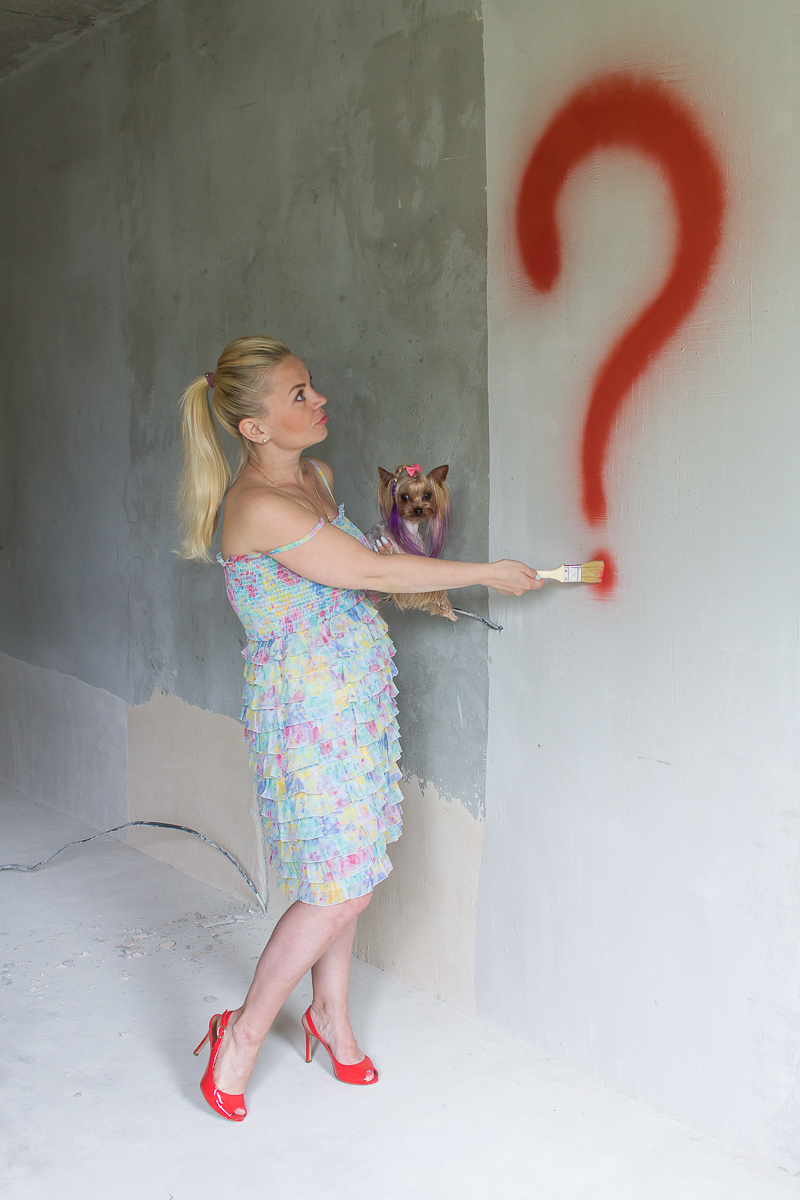 В строительном реалити-шоу «Большой ремонт» теперь можно будет наблюдать, как владимирский дизайнер Максим Рыжов помогает блондинке Полине завершить ремонт в новой квартире без жертв и стресса