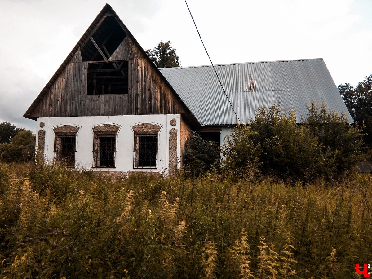 Экскурсия по замку Толей - главному зданию в ансамбле усадьбы Федоровского села