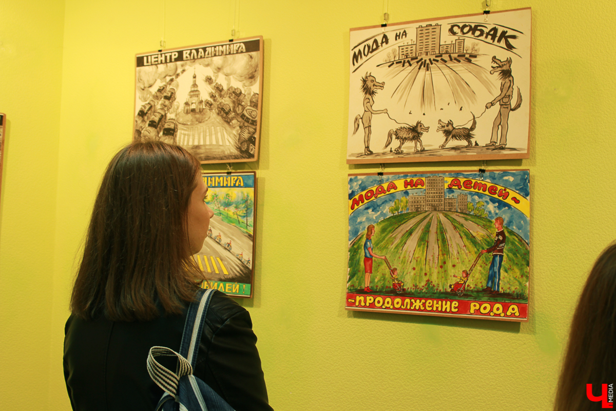 Социальный художник Сергей Сотов встретился с посетителями своей выставки. Он рассказал, почему, что и как делает