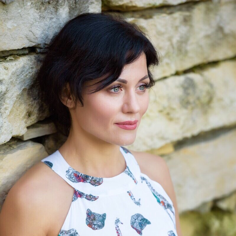 Владимирские красавицы Юлия Шелль, Татьяна Кабина, Наталья Баранкова и Светлана Дроздова поделились бьюти-секретами, порассуждали о счастье и зависти