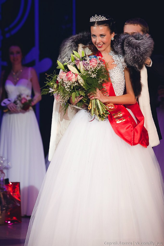 Владимирские красавицы Юлия Шелль, Татьяна Кабина, Наталья Баранкова и Светлана Дроздова поделились бьюти-секретами, порассуждали о счастье и зависти