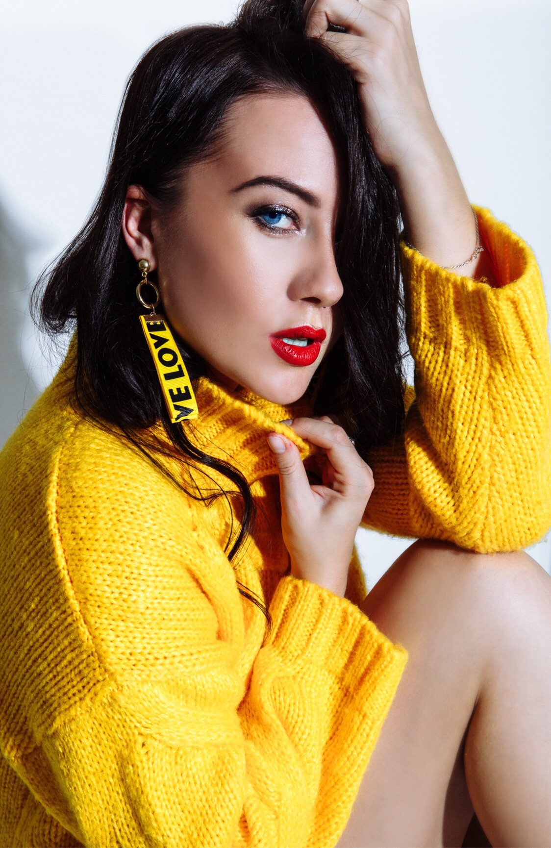 Владимирские красавицы Юлия Шелль, Татьяна Кабина, Наталья Баранкова и Светлана Дроздова поделились бьюти-секретами, порассуждали о счастье и зависти