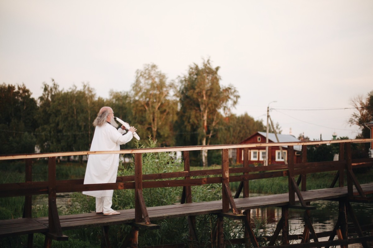 С 3 по 11 августа в Москве, Санкт-Петербурге, а также в поезде Москва – Владимир и на реке Нерль в Суздале пройдет передвижной фестиваль искусств «Человек мира»