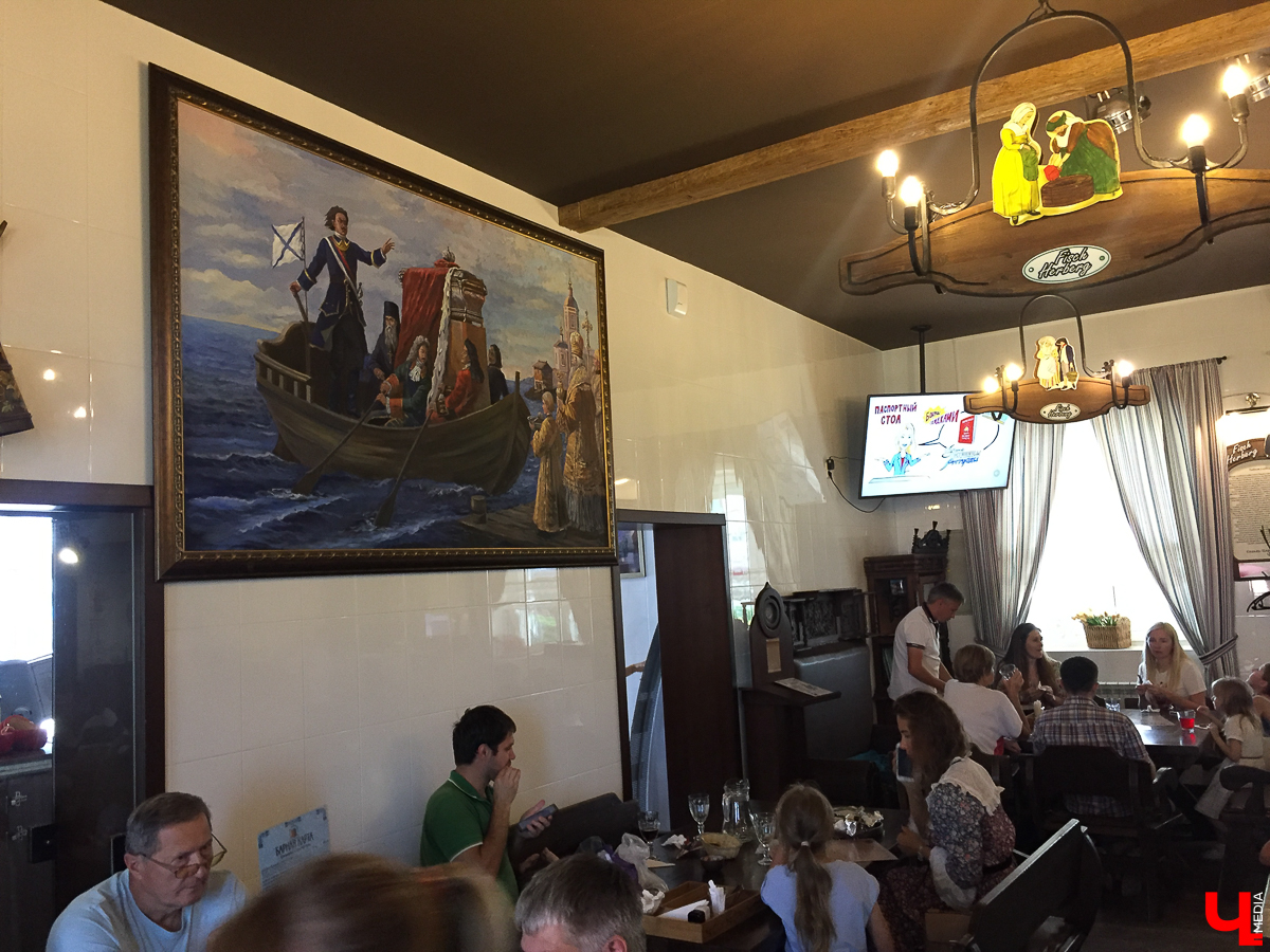 Путешествие выходного дня в Переславль-Залесский в Ярославской области. Что интересного посмотреть, где пообедать и погулять