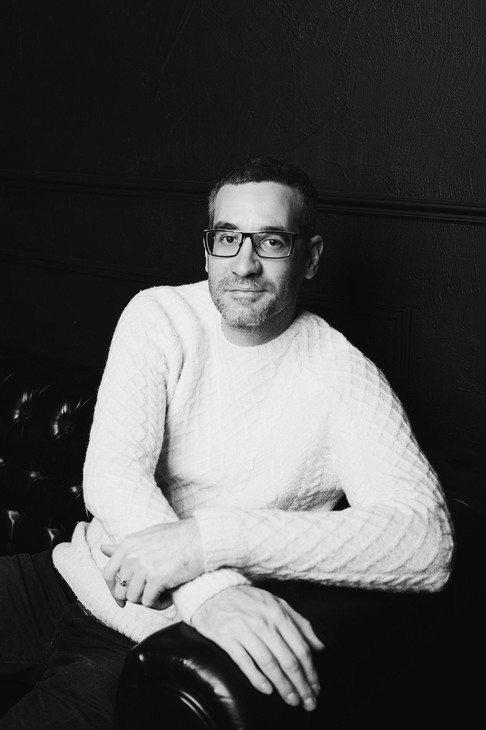 Согласно шаблонам о ню-моделях, нам представляется картина: нагая девушка с красивым телом и страстным взглядом. Иногда такой бывает и Анастасия Никольская, 22-летняя владимирская модель. Но в повседневной жизни она вполне обычная девчонка