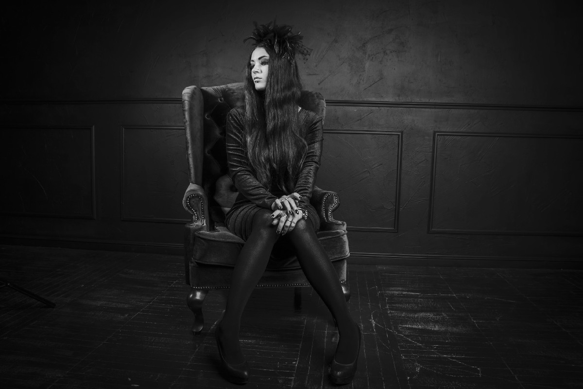 Резидент #COMEDY33 Марина Степанова из Владимира сегодня будет выступать на одной сцене с ведущим Русланом Мухтаровым и другими комиками из разных городов в StandUp Store Moscow