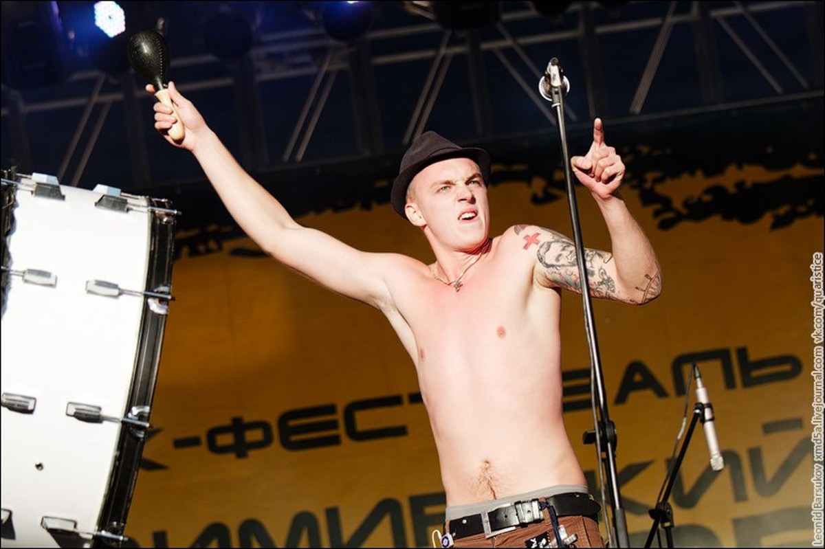 17 августа после трехлетнего перерыва во Владимире вновь состоится культовый рок-фестиваль «Владимирский тяжеловоз». Одним из хэдлайнеров фестиваля станет группа из Костромы «Гудтаймс»