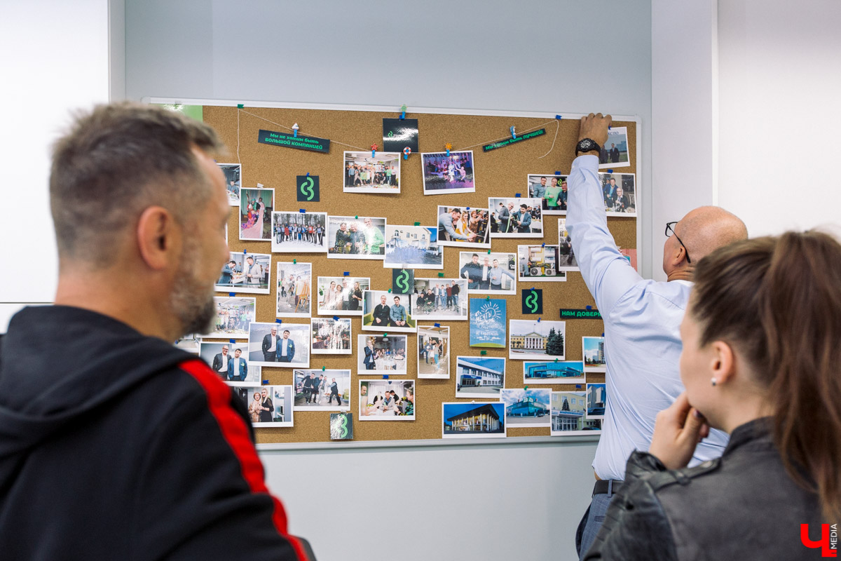 Современный просторный офис - не часто увидишь такой в нашем городе. Однако на смену душным каморкам все же приходят помещения с окнами в пол, где всегда много свободного места и дневного света