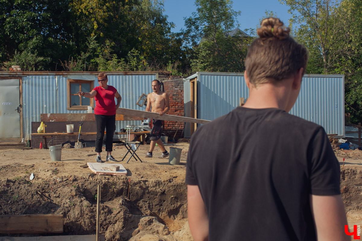 Древние женские украшения, игрушки и ножи 16 века. Специалисты областного центра археологии при ВлГУ обнаружили в центре Владимира фрагменты быта сразу нескольких веков