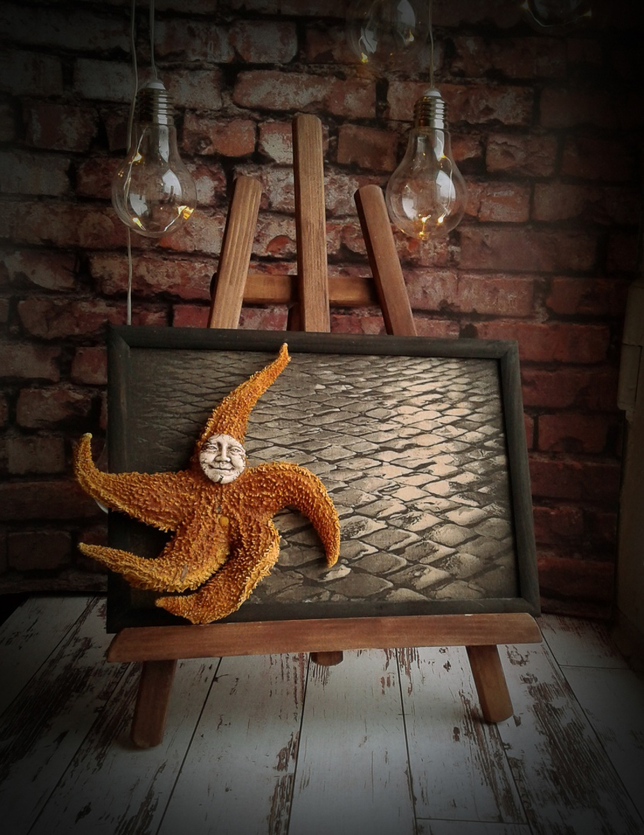 Евгения Гурина из Владимира представила на столичном фестивале творчества свои дизайнерские куклы и украшения. В интервью для «Ключ-Медиа» мастер рассказала о прошедшем мероприятии, а также о том, кто такие Странники и как они могут оживить наш город