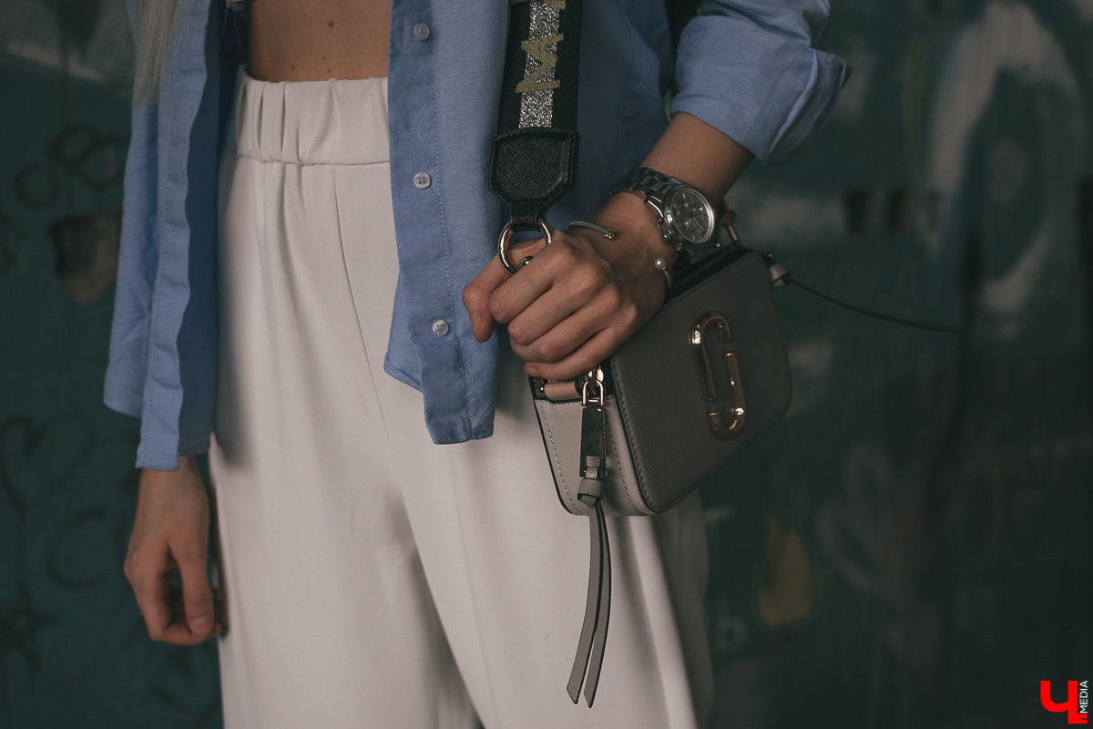 Во Владимире немного распогодилось. Самое время облачиться в светлый наряд. Героиня нашей рубрики, визажист Екатерина Глухова, как раз предпочитает в своей одежде максимум белого цвета