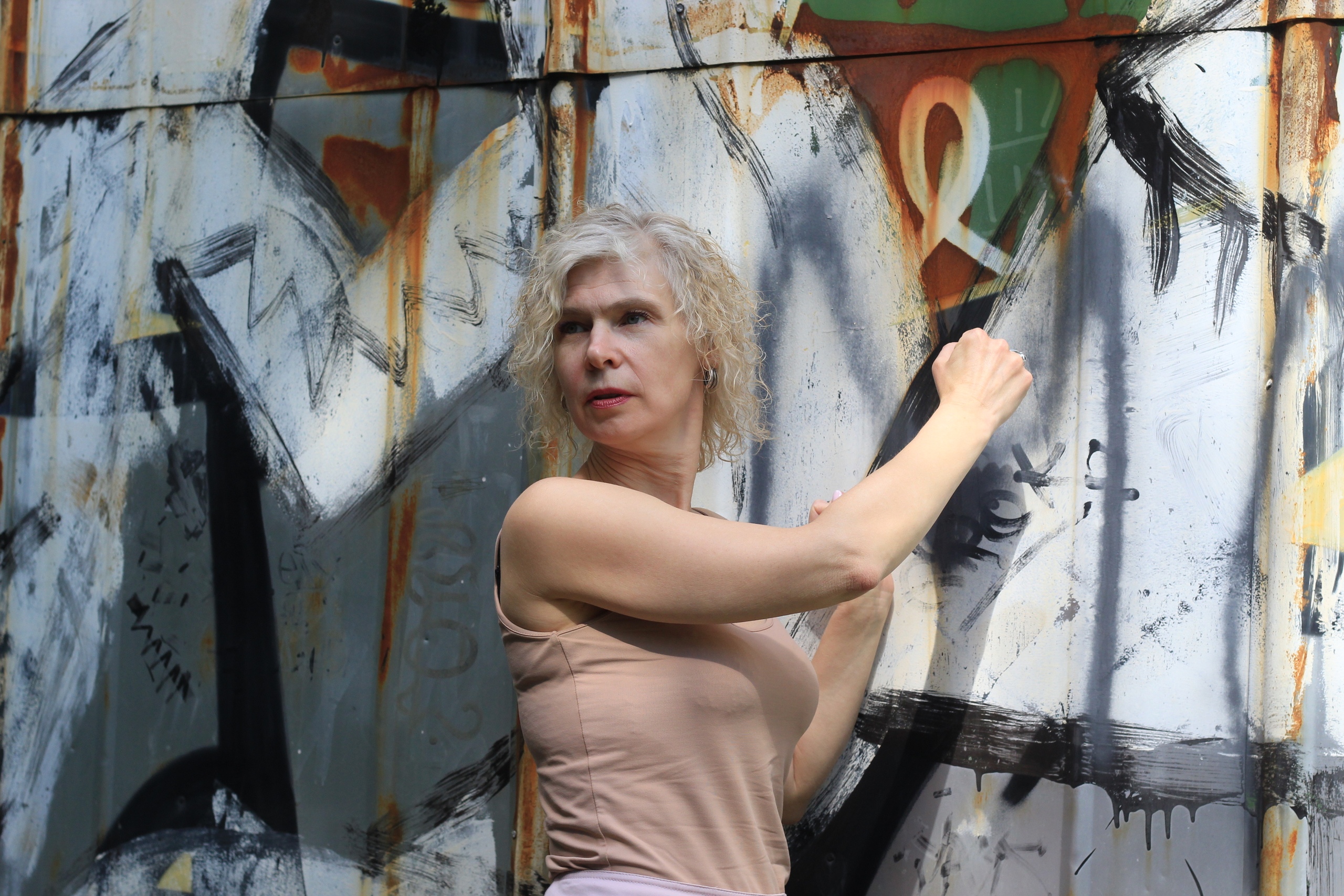 Геннадий Шеин, автор сценария детективного телесериала "Пуля", приоткрыл завесу тайны съемок нового интернет-проекта "Маршрут 33"