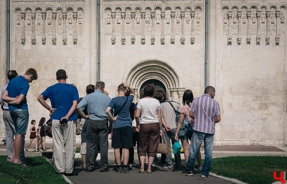 С 1 ноября частные гиды могут подавать заявки на аккредитацию. Она даст права ведения экскурсий по Владимиро-Суздальскому музею-заповеднику