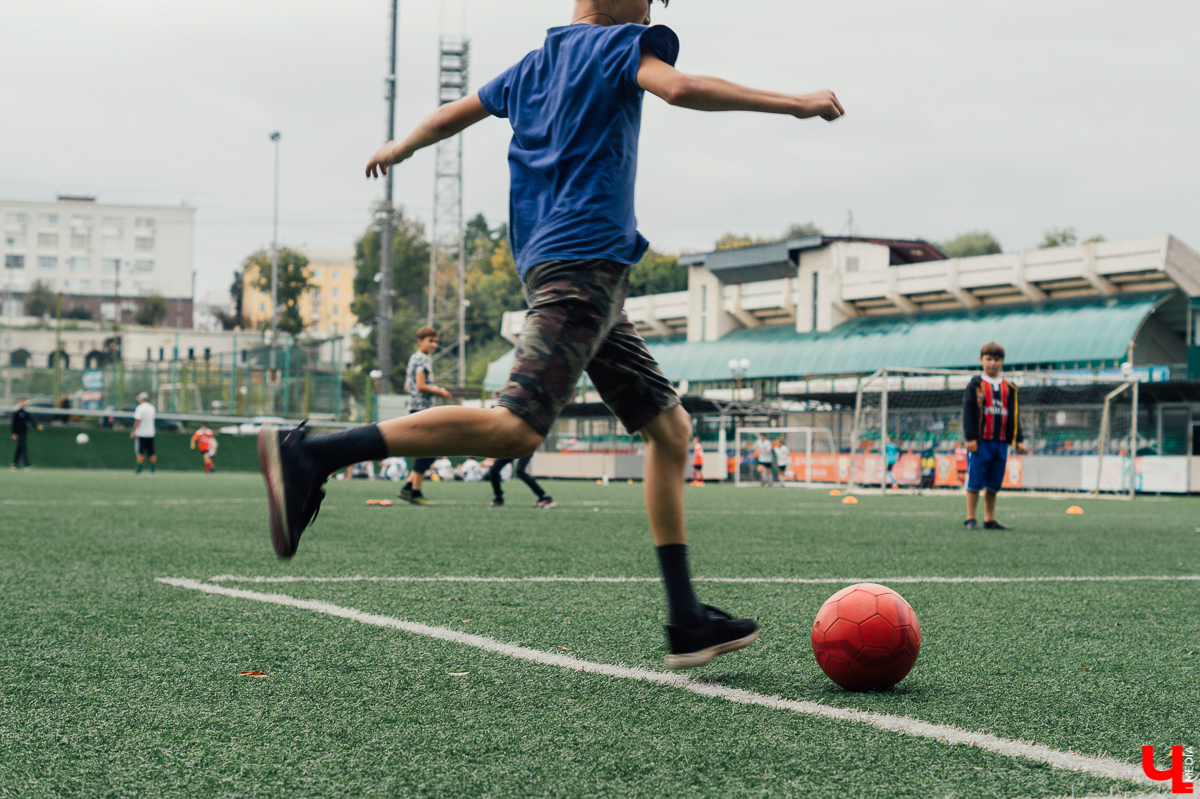 Один из главных тренеров СДЮСШОР “Торпедо” рассказал об истории школы, новой тренерской политике главного владимирского ФК и подготовке новых кадров