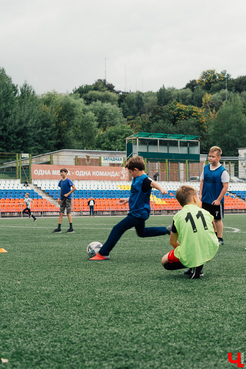 Один из главных тренеров СДЮСШОР “Торпедо” рассказал об истории школы, новой тренерской политике главного владимирского ФК и подготовке новых кадров