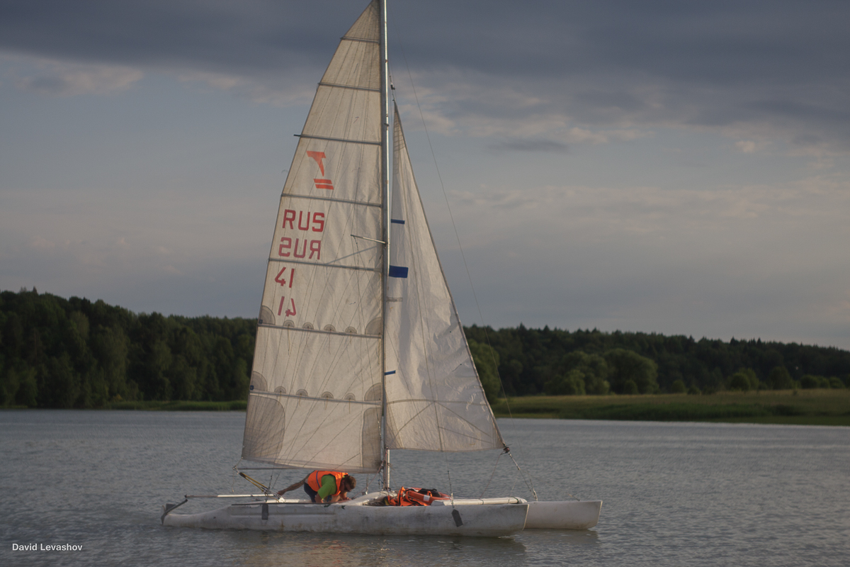 Летом владимирцы испытали два новых водных развлечения: яхтинг и САП серфинг. Как они пришли к нам в регион, в чем их прелесть и какова цена