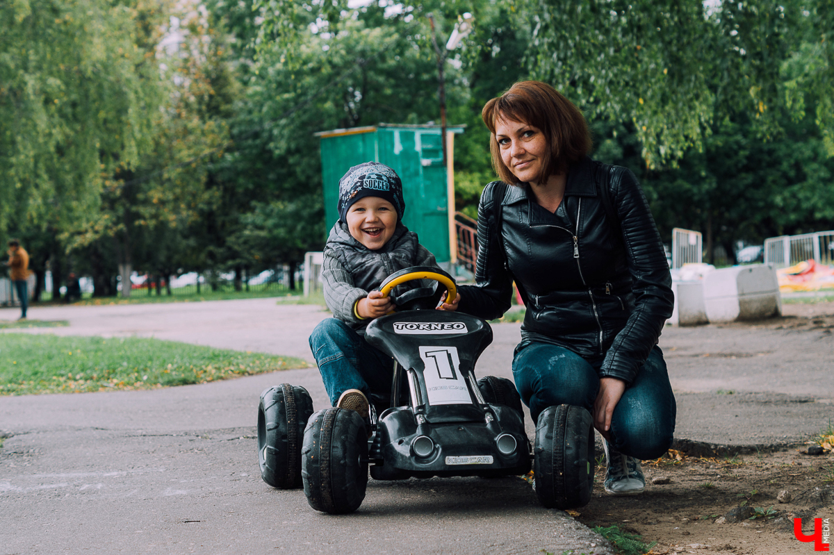 Возрождение Добросельского парка планируется уже не первый год. Город застраивается, а одна из главных рекреационных зон Доброго становится все хуже и хуже. Почему так происходит и когда все изменится - в материале