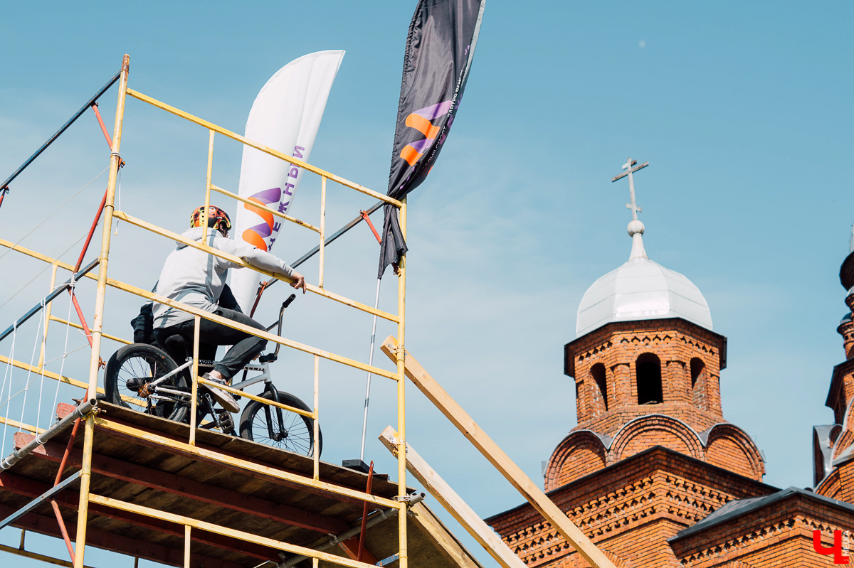 Самые сочные события Дня города-2019. Мальчики-качки, музыка улиц и Feduk