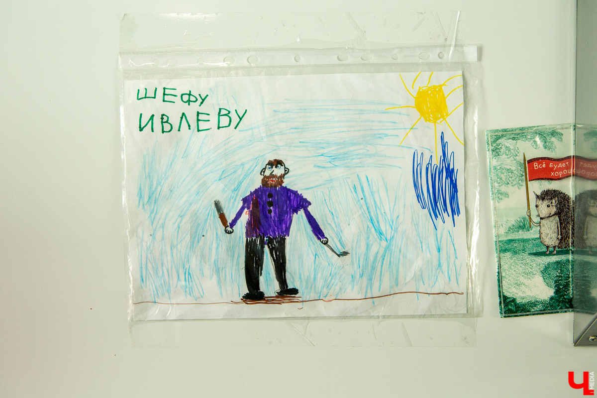 31 августа и 1 сентября Владимир праздновал День города. Работало очень много фуд-зон, мы прогулялись по самым интересным и делимся впечатлениями