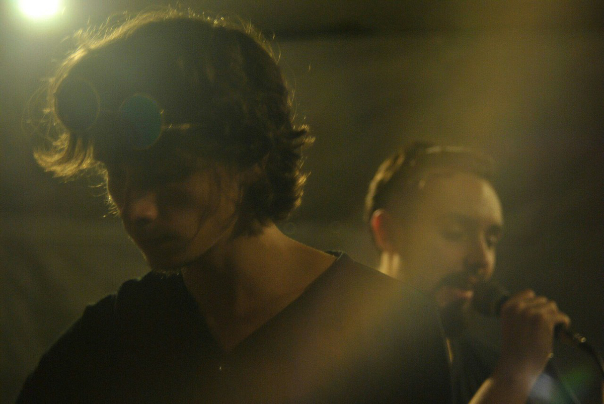 Владимирская группа “Глазированная пихта” выступает в не типичном для города жанре - мелодекламация. В их случае это чтение социально-критических стихов под электронную музыку. Скоро коллектив выпускает альбом, состоящий из текстов одного из лучших, но не известных поэтов Серебряного века