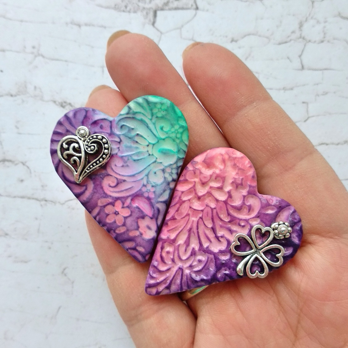 Владимирский мастер полимерной глины Анастасия Захарова рассказала нам о том, как с маленькой кухни ее творчество перекочевало в прибыльный бизнес