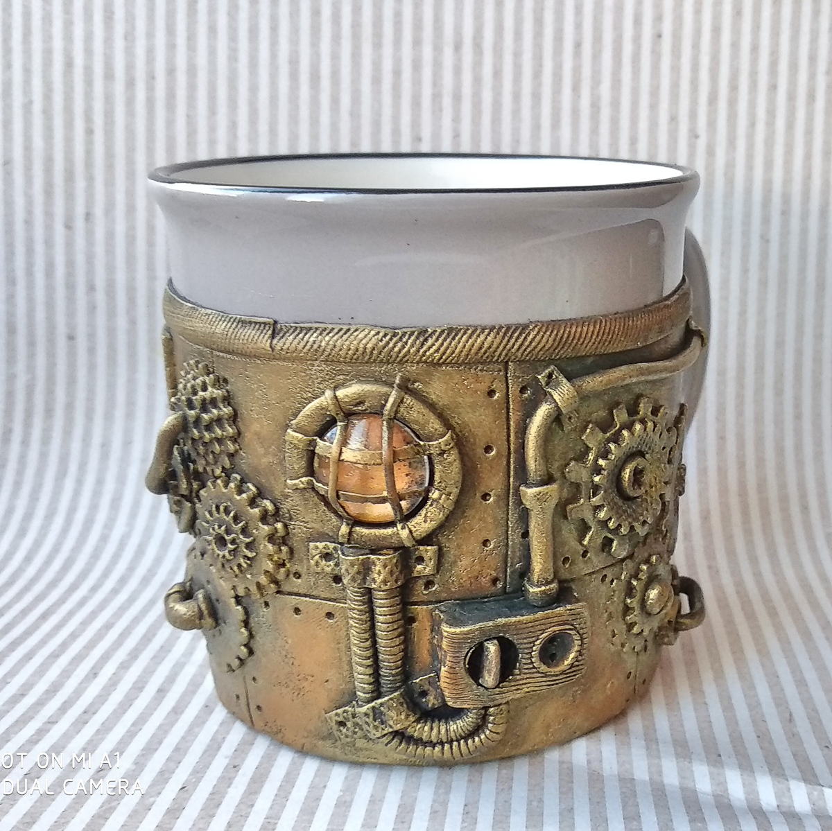 Владимирский мастер полимерной глины Анастасия Захарова рассказала нам о том, как с маленькой кухни ее творчество перекочевало в прибыльный бизнес