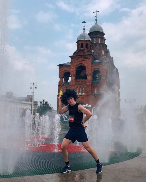 Во Владимире состоялся третий полумарафон “Золотые ворота”, в котором приняли участие около 1500 человек. Среди бегунов были дети и взрослые, спортсмены и любители, жители России и не только