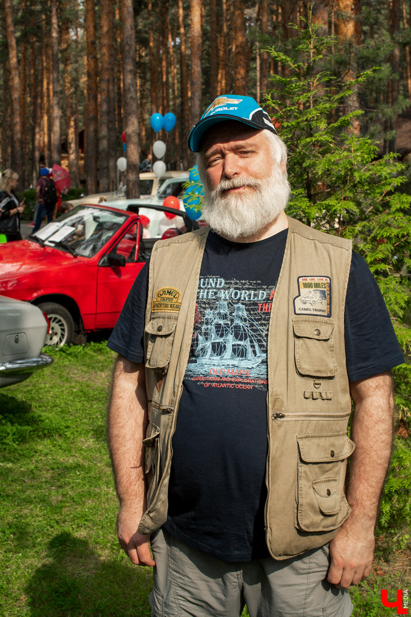 7 сентября в экоотеле “ВеЛес” прошел 4-й фестиваль “Ретро Гараж”. На этот раз его участниками стали 86 транспортных средств