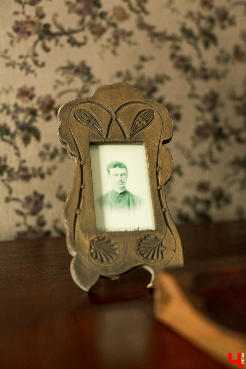 В декабре 2020 года должна закончиться реконструкция дома-музея братьев Столетовых. Что обязательно в нем сохранят? А что изменят? Об этом нам рассказали сотрудники музея