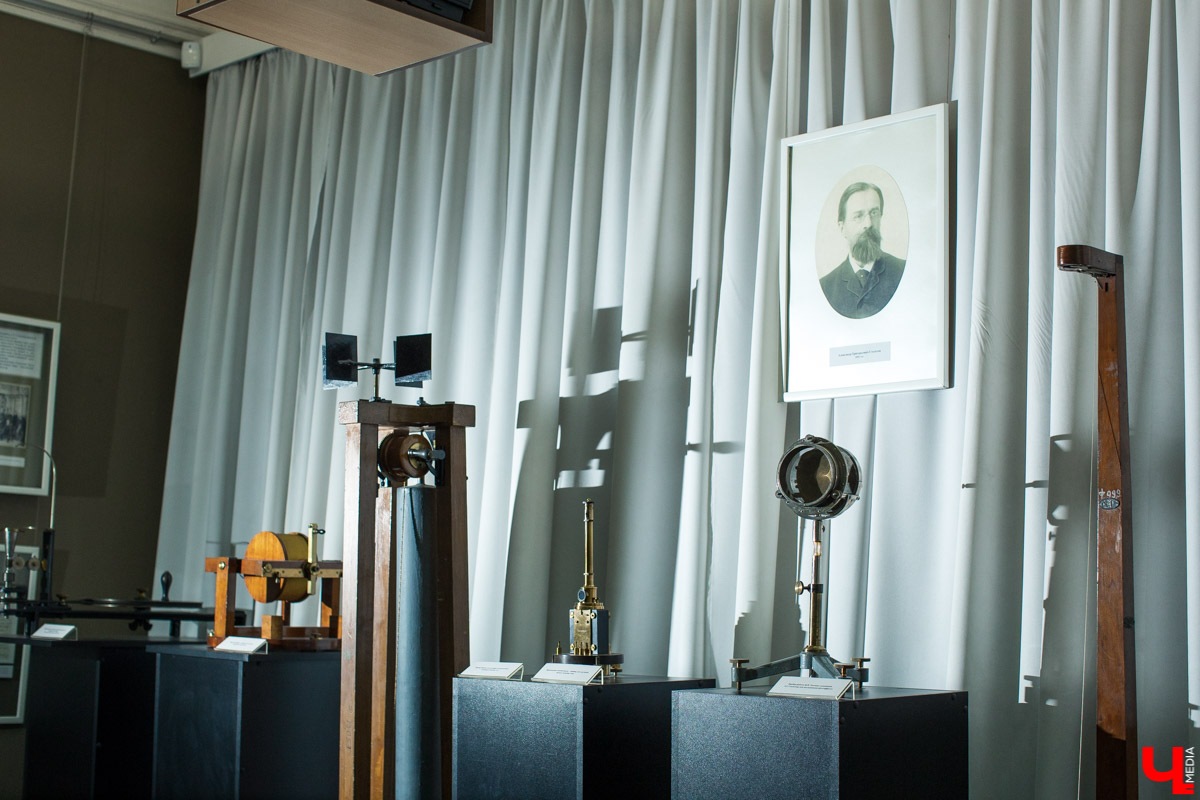 В декабре 2020 года должна закончиться реконструкция дома-музея братьев Столетовых. Что обязательно в нем сохранят? А что изменят? Об этом нам рассказали сотрудники музея