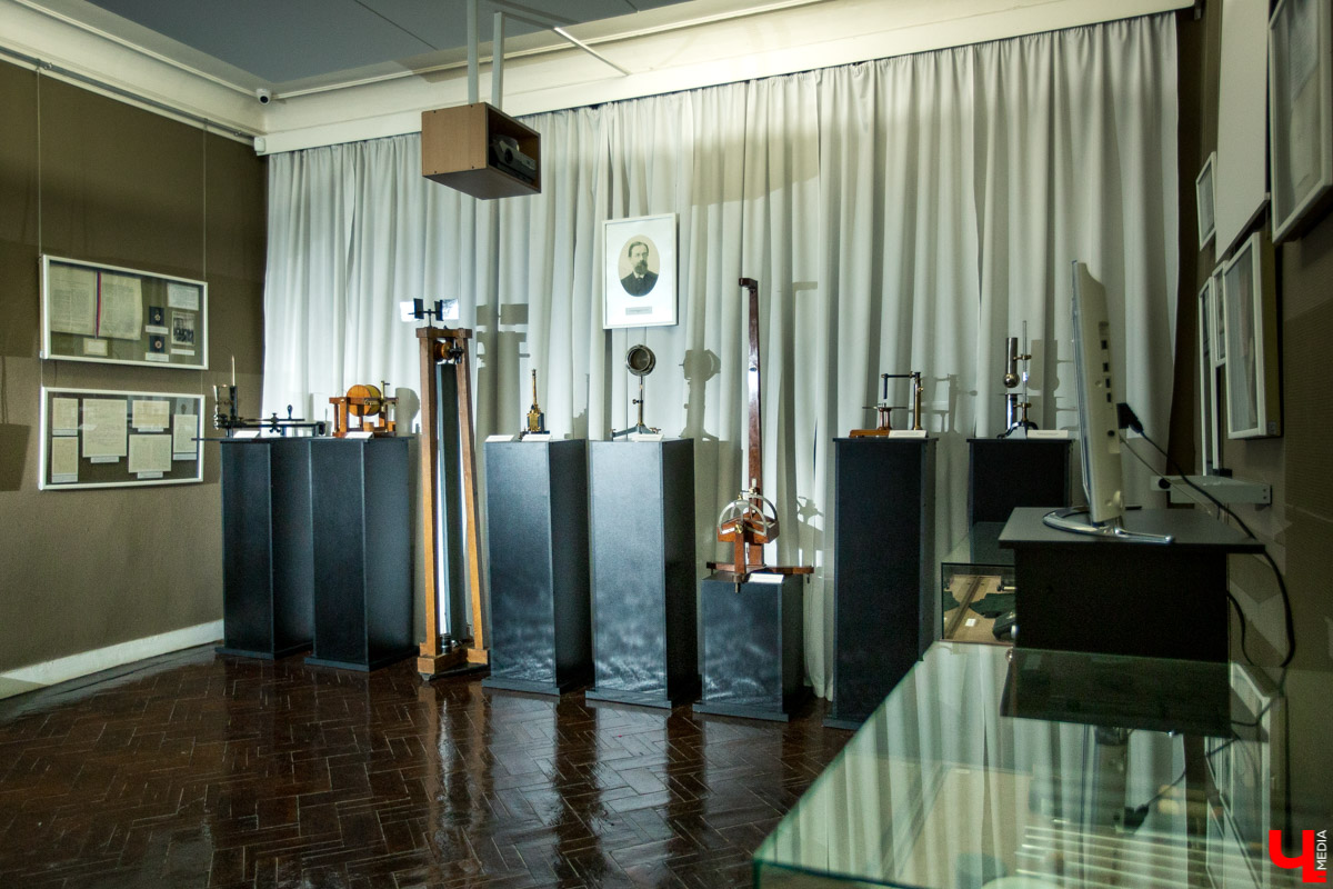 В декабре 2020 года должна закончиться реконструкция дома-музея братьев Столетовых. Что обязательно в нем сохранят? А что изменят? Об этом нам рассказали сотрудники музея