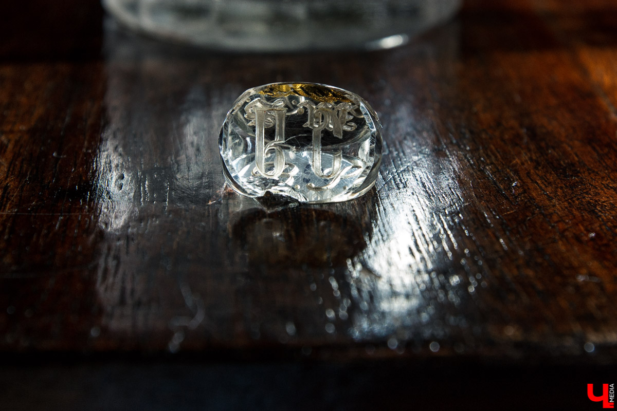 В декабре 2020 года должна закончиться реконструкция дома-музея братьев Столетовых. Что обязательно в нем сохранят? А что изменят? Об этом нам рассказали сотрудники музея