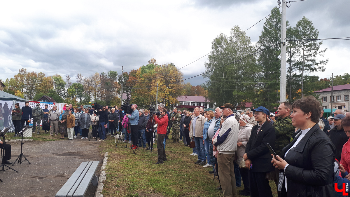 14 сентября в имении Храповицкого под Муромцево провели первый охотничий фестиваль. Событие планируют сделать ежегодным