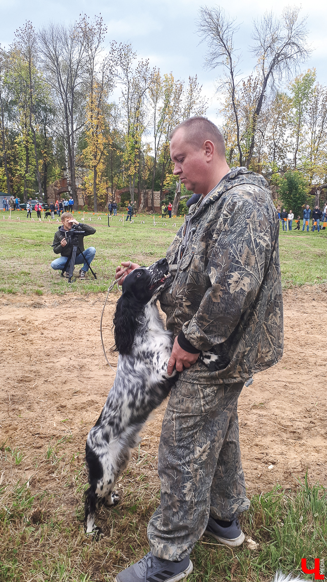 14 сентября в имении Храповицкого под Муромцево провели первый охотничий фестиваль. Событие планируют сделать ежегодным