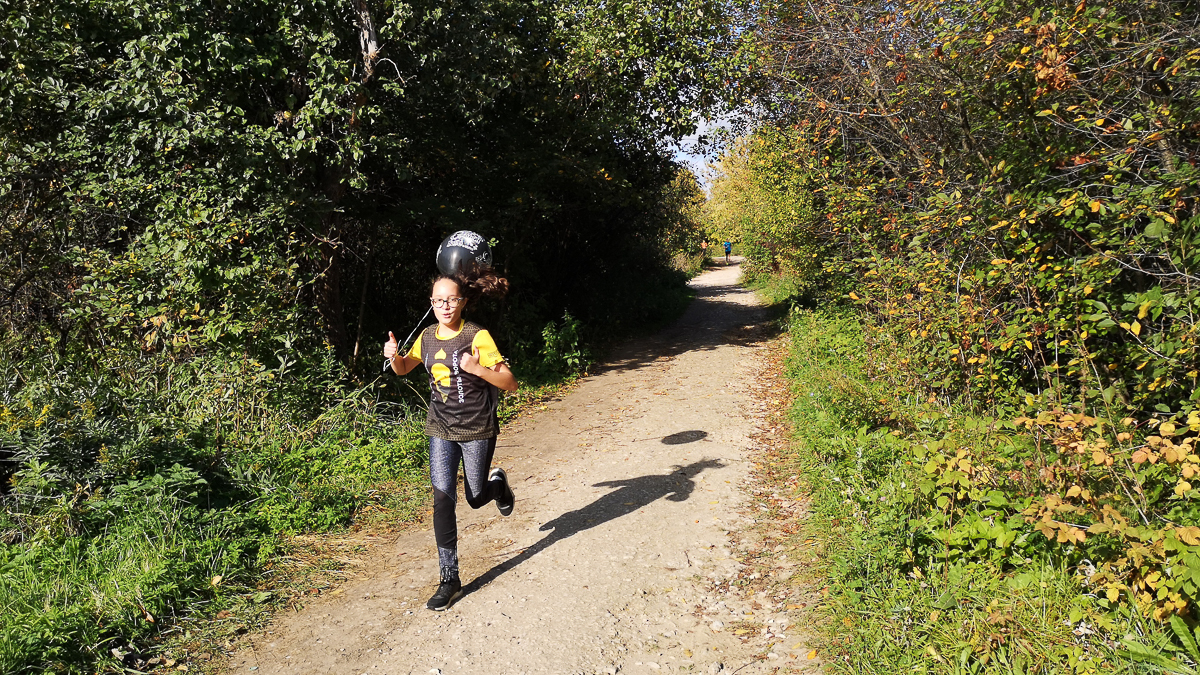 В эти выходные состоялось открытие владимирского паркрана. Каждую субботу в 9 утра в Старых садах все желающие, любители или спортсмены могут совершить пробежку на дистанцию 5 км. Важно, что паркран - не соревнование, а просто приятное времяпрепровождение