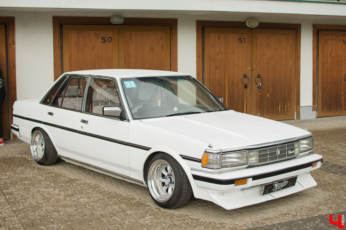 14 и 15 сентября ГТК “Суздаль” на своей территории собрал более сотни крутых стэнс-проектов со всей России. “Ключ-Медиа” не мог пропустить это грандиозное событие и подготовил обзор прокачанных машин с фестиваля Tuning Car Awards 2019