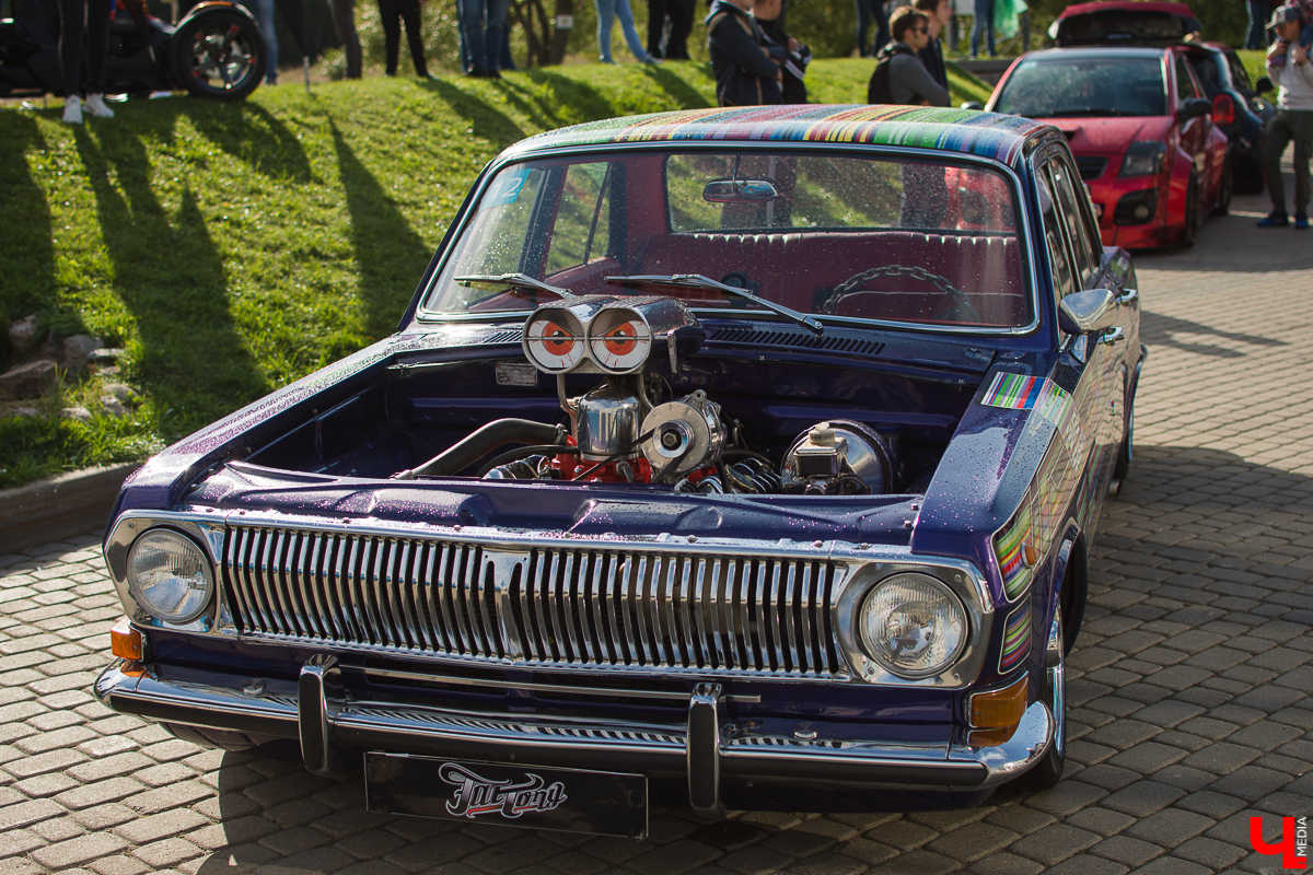 14 и 15 сентября ГТК “Суздаль” на своей территории собрал более сотни крутых стэнс-проектов со всей России. “Ключ-Медиа” не мог пропустить это грандиозное событие и подготовил обзор прокачанных машин с фестиваля Tuning Car Awards 2019
