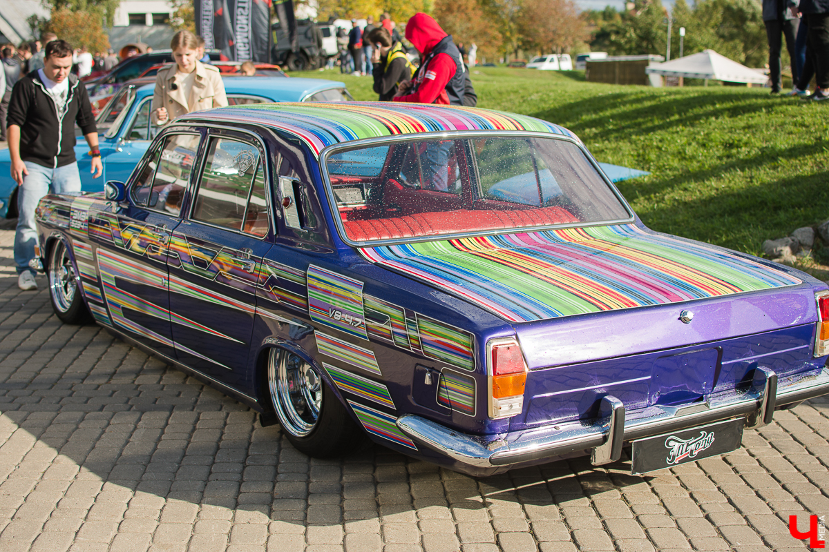 14 и 15 сентября ГТК “Суздаль” на своей территории собрал более сотни крутых стэнс-проектов со всей России. “Ключ-Медиа” не мог пропустить это грандиозное событие и подготовил обзор прокачанных машин с фестиваля Tuning Car Awards 2019