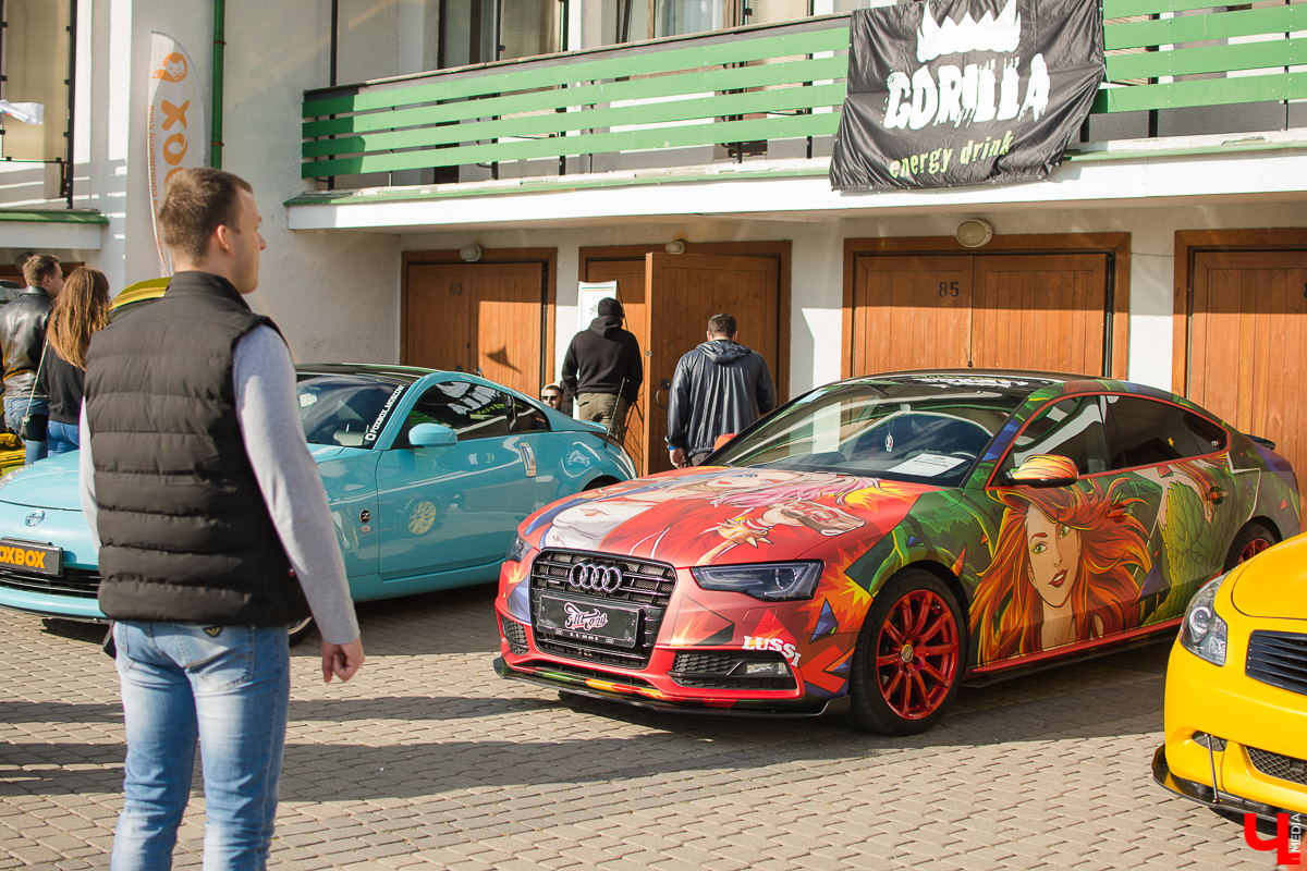 14 и 15 сентября ГТК “Суздаль” на своей территории собрал более сотни крутых стэнс-проектов со всей России. “Ключ-Медиа” не мог пропустить это грандиозное событие и подготовил обзор прокачанных машин с фестиваля Tuning Car Awards 2019