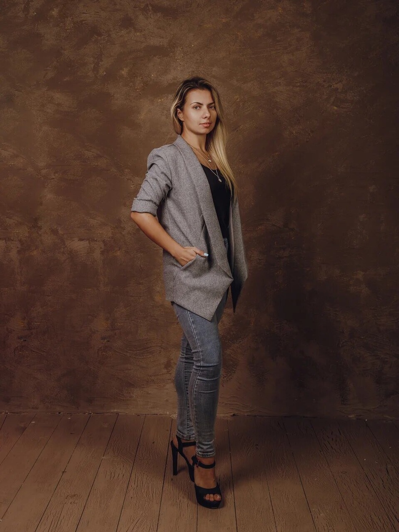 Во Владимире стартовал проект “Это ты”. Стилист, парикмахер и фотограф помогают изменить имидж и по-новому взглянуть на себя