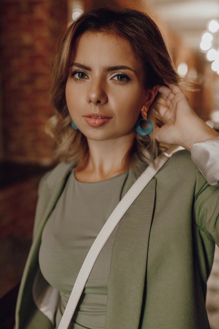 Во Владимире стартовал проект “Это ты”. Стилист, парикмахер и фотограф помогают изменить имидж и по-новому взглянуть на себя