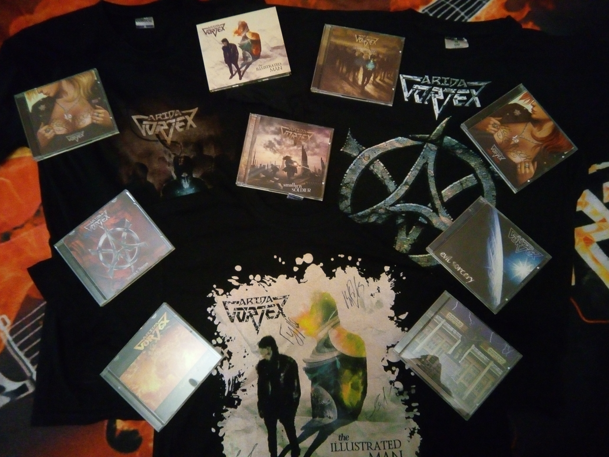 28 и 29 сентября во Владимирском областном Доме работников искусств состоится первый межрегиональный фестиваль Versus. Хедлайнером станет легенда российского хеви-метал группа Arida Vortex