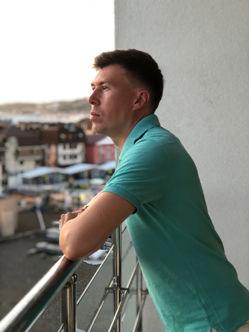 Плюсы и минусы островков безопасности во Владимире. Высказываются автомобилисты, пешеходы и велосипедисты. Мнение фонда “Городские проекты” Ильи Варламова