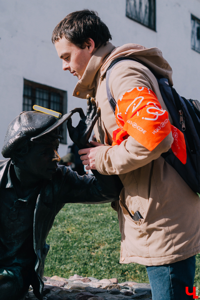 Во Владимире прошел уже 6-й по счету атомный велопробег: движение, появившееся в нашем городе, но разошедшееся по всей стране. Катаясь по городу, желающие делают замеры радиации с помощью дозиметра, а потом заносят результаты в google-карты