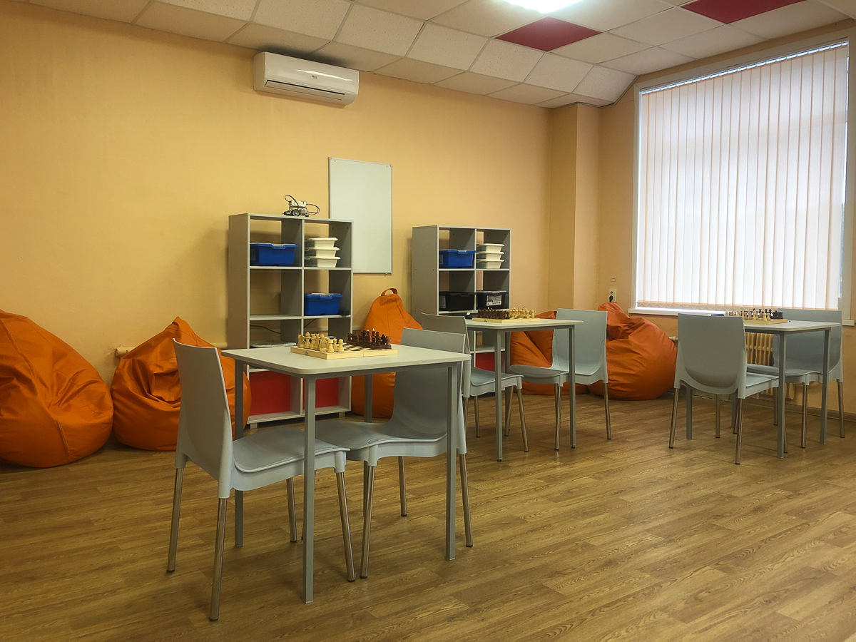 24 сентября в 21 школе Владимирской области открылись центры “Точка роста”. Учебные заведения оснастили самыми современными гаджетами. Как они помогут учебному процессу?