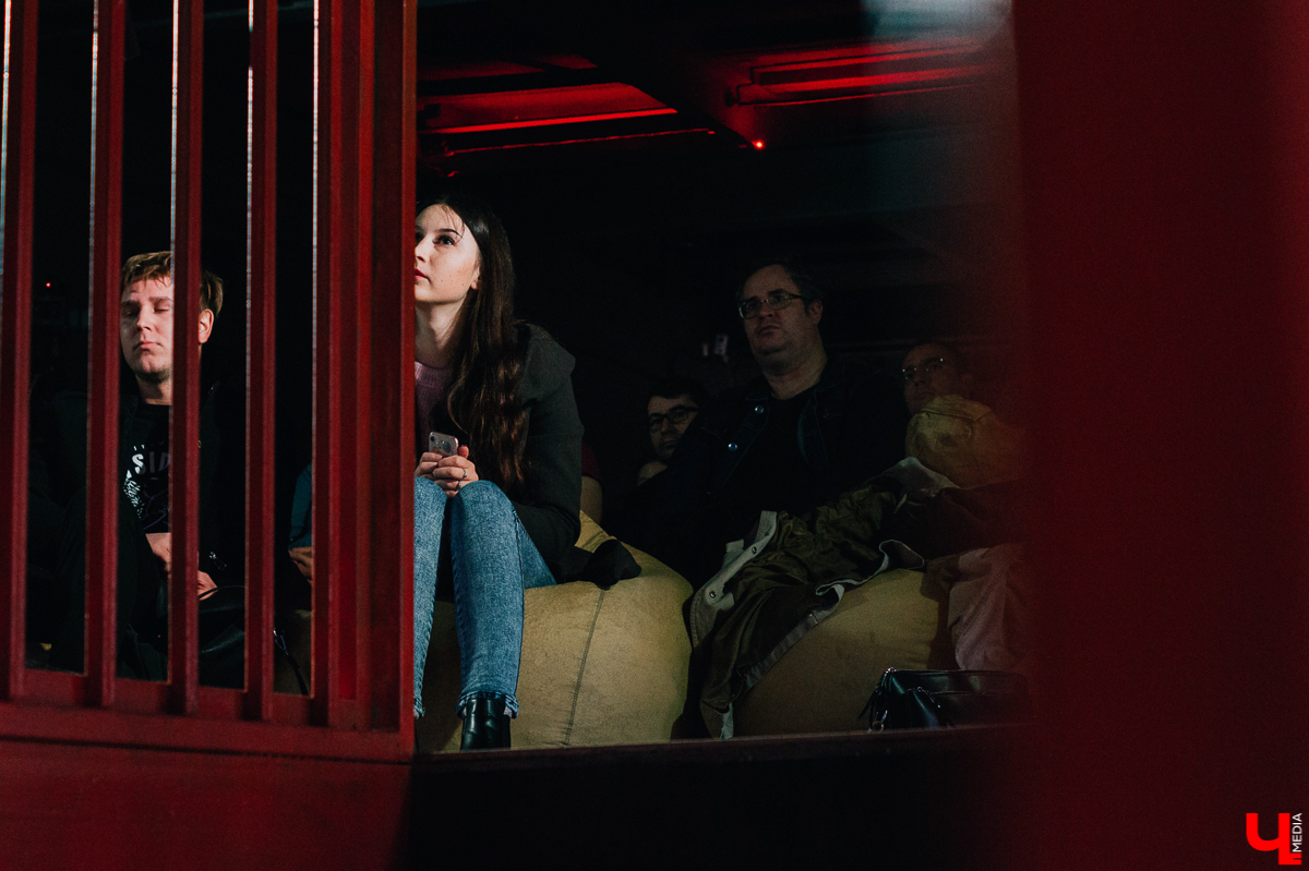 На владимирском рынке новой формации прошел первый урбанистический фестиваль, в ходе которого спикеры поговорили о наболевшем: общественном транспорте, навигации, парках, застройках, улицах… И придумали, как все исправить!