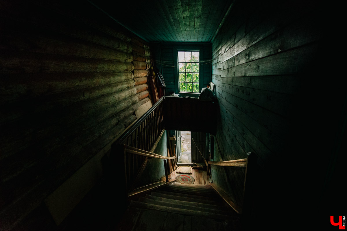 Владимирская команда всероссийского движения “Культурный патруль” следит за благоустройством города и бережно хранит его исторические элементы. Например, наличники, как бы странно это ни звучало.